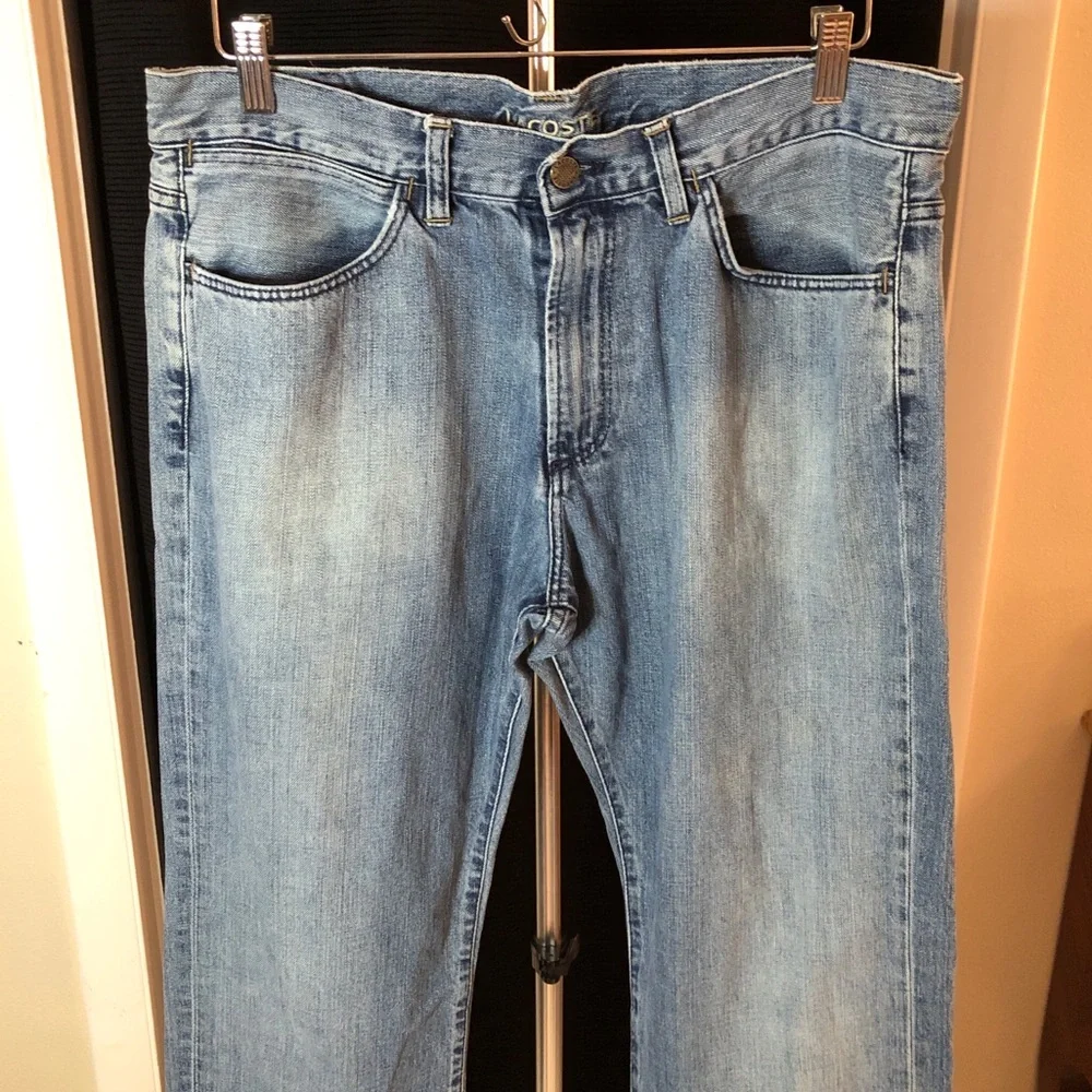LACOSTE MENS STRAIGHT LEG JEANS • LIGHT WASH • 34” x 30”